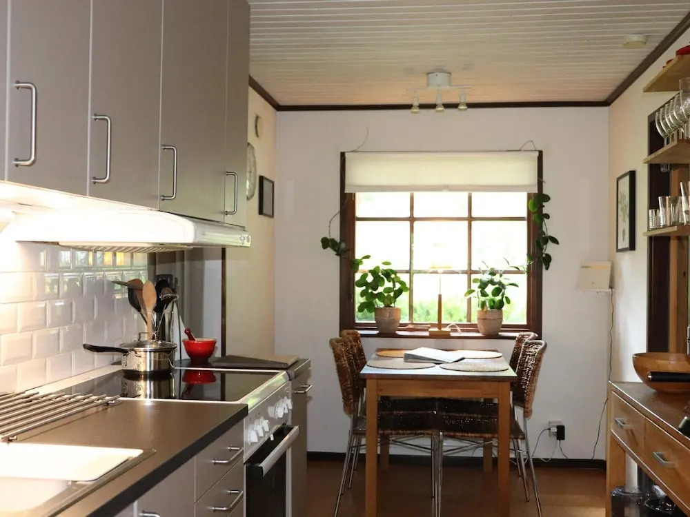 5 person holiday home in HJÄRNARP-By Traum