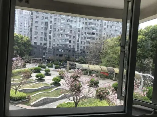 Home Inn Paibai Yun Hotel (Nanjing Confucius Temple Dingxin Road)