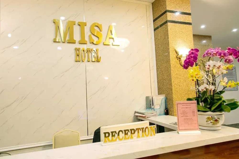 Misa Hotel - 100m to Beach