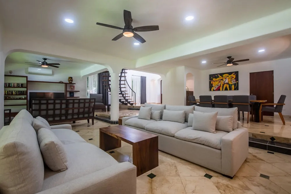 Villa Golf Beach Private Pool BBQ FREE Maid Service