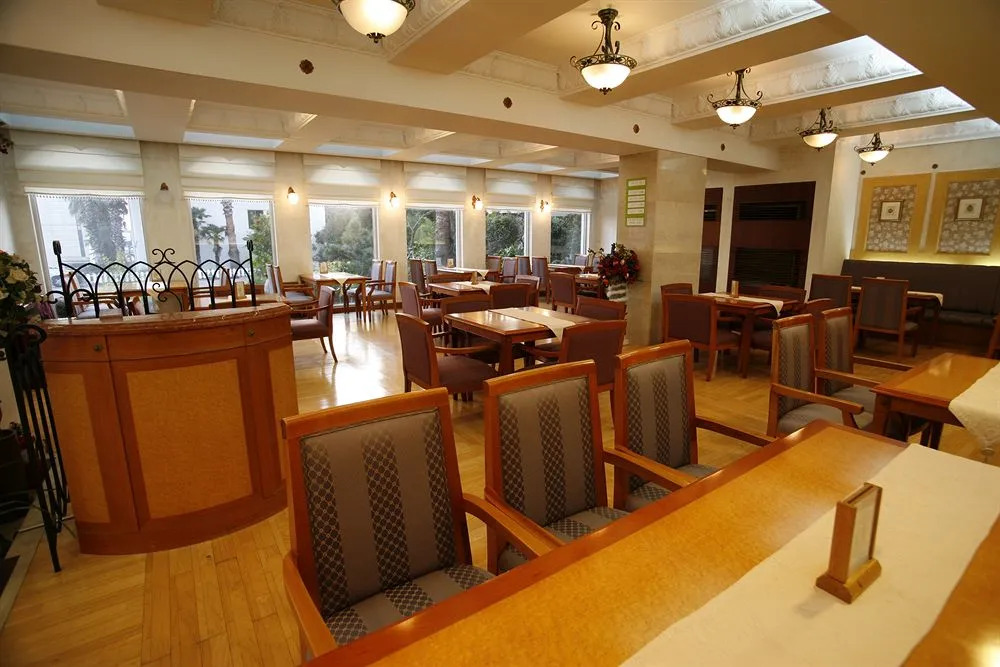 Daekuk Isleinn Hotel