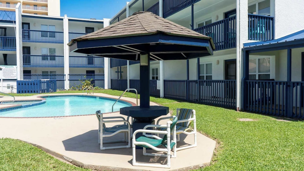 Surfside II 109