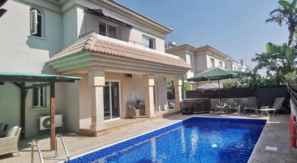 Great Villa Maria