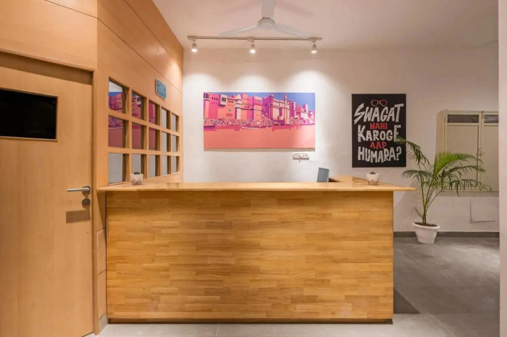 Bedzzz Varanasi by Leisure Hotels, 1 Km from Dashwasamedh Ghat