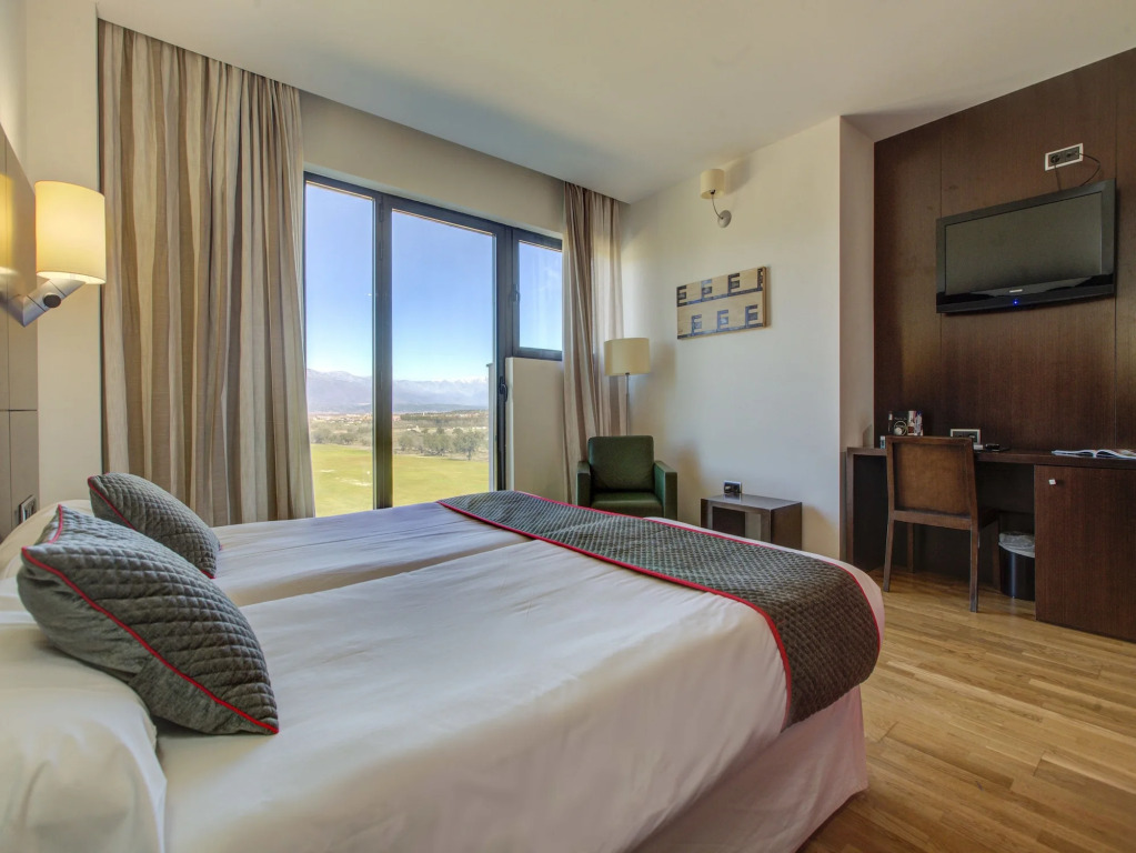 Hospedium Hotel Valles de Gredos Golf