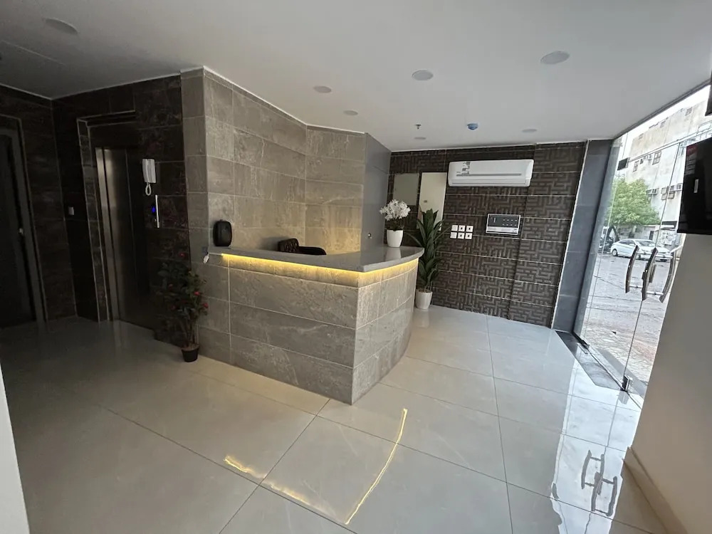 ARAM Suites