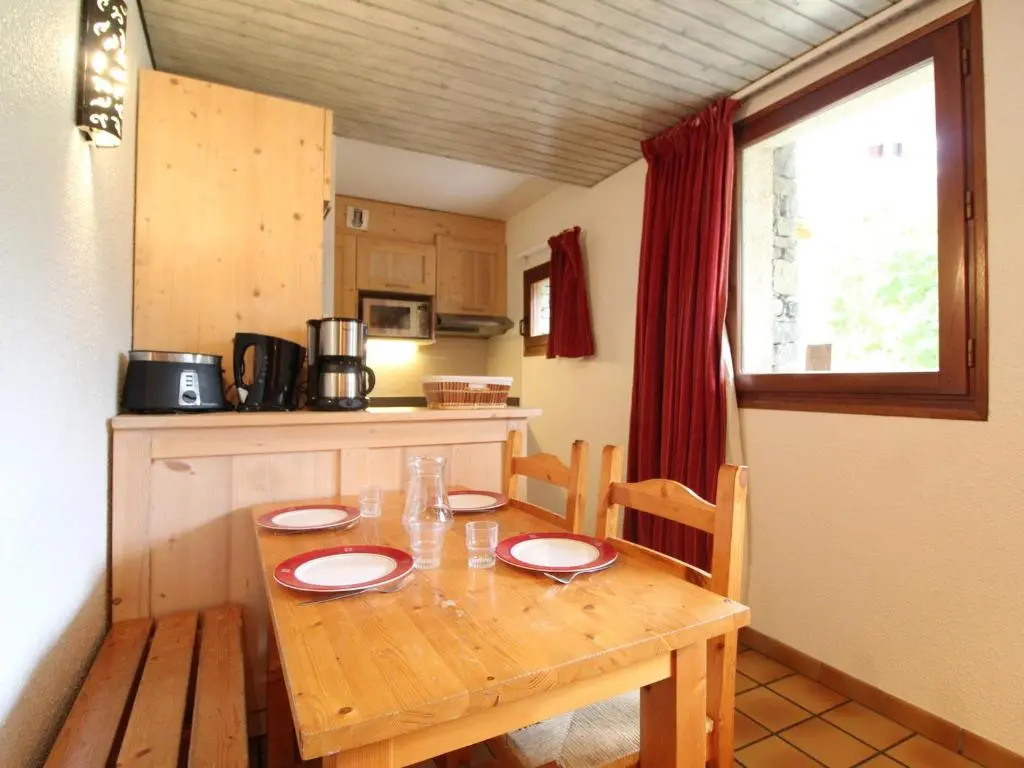 Appartement Lanslevillard, 2 pièces, 5 personnes - FR-1-508-144