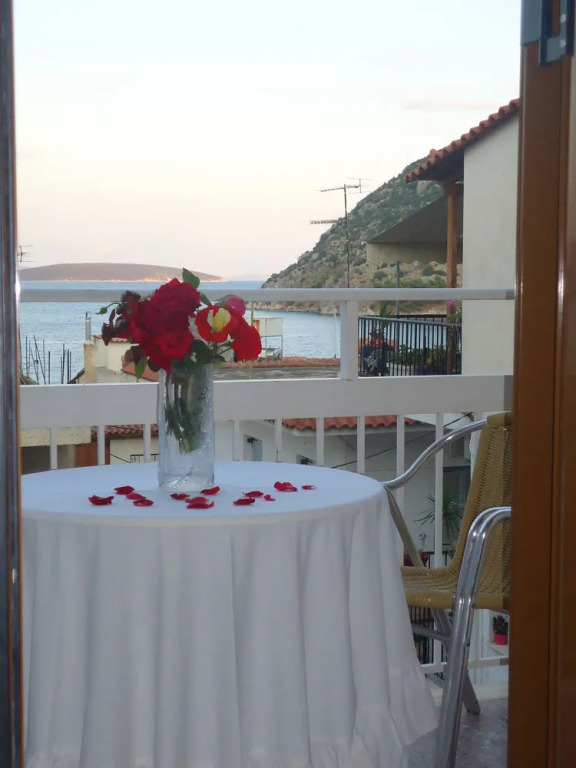 Koronis Hotel
