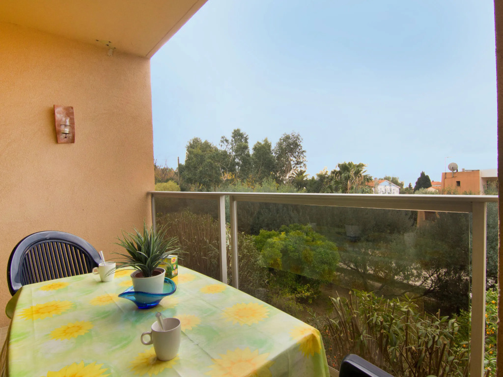 Apartment Les Amandiers