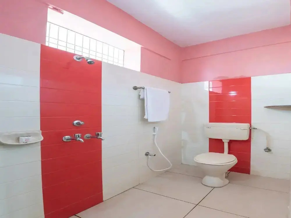 Udupi Sindhuri Inn by OYO Rooms