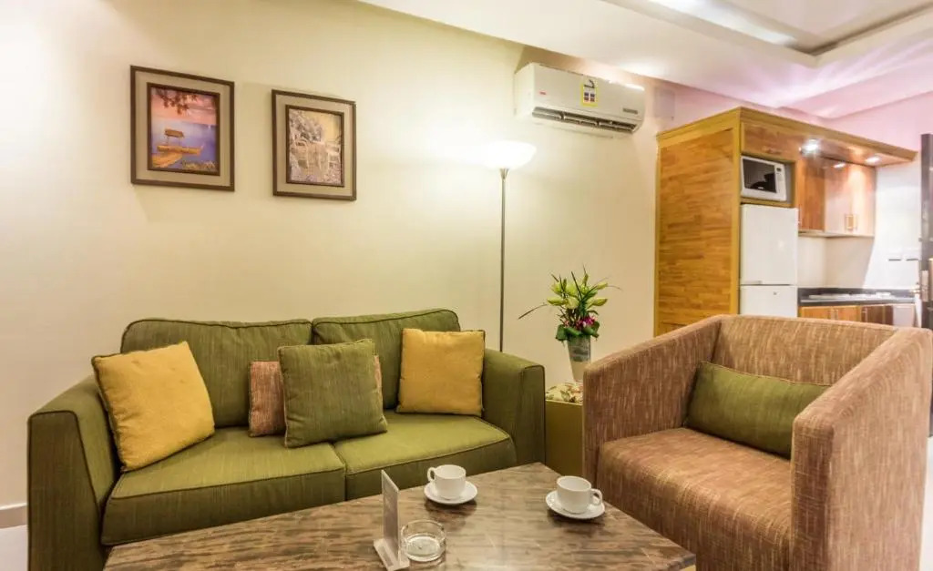 AL Muahidb Residence Al Takhasossi 5 - Economic