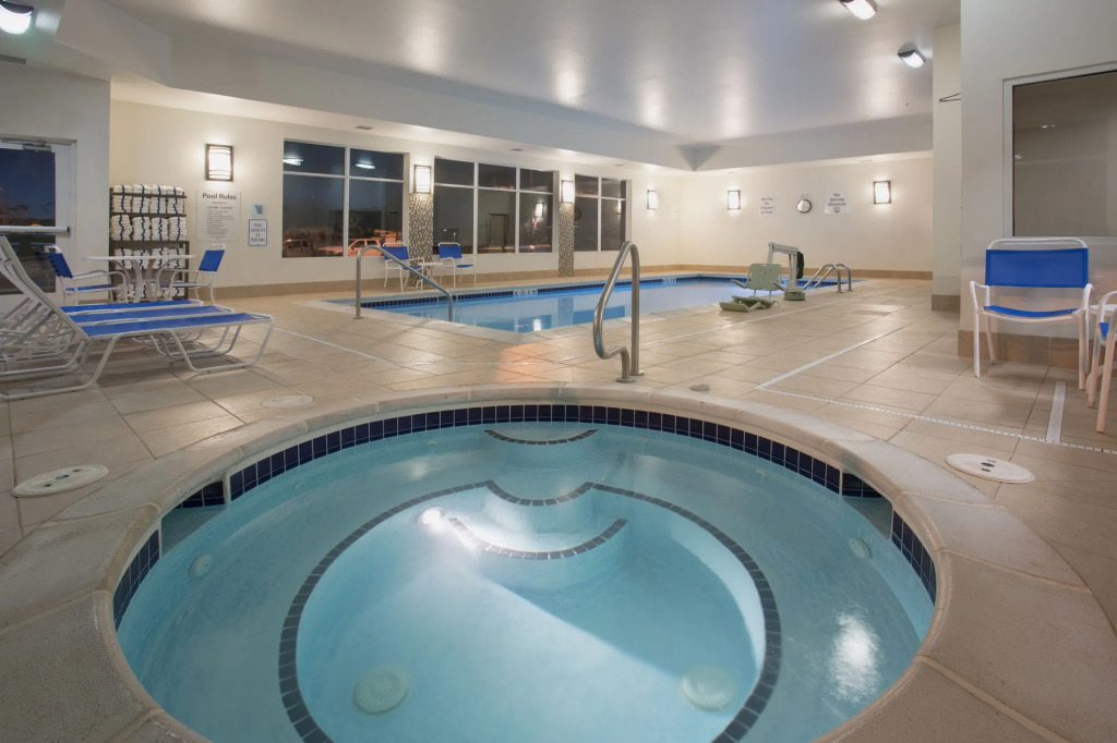 Holiday Inn Express & Suites Denver North - Thornton by IHG