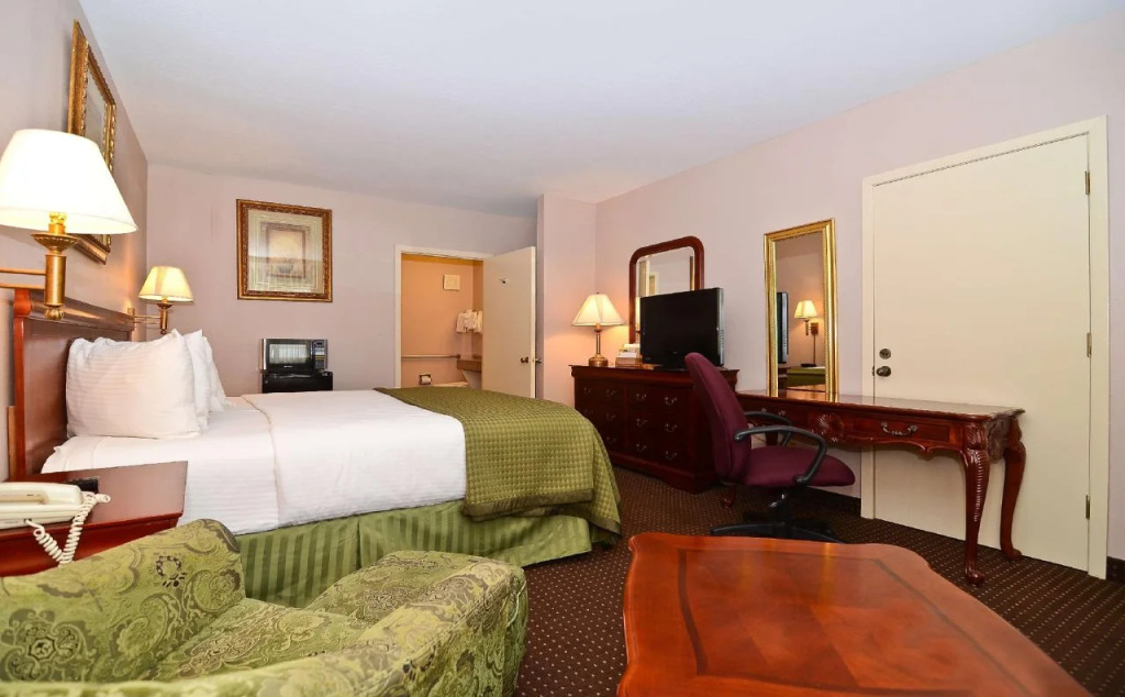 American Inn-Sealy