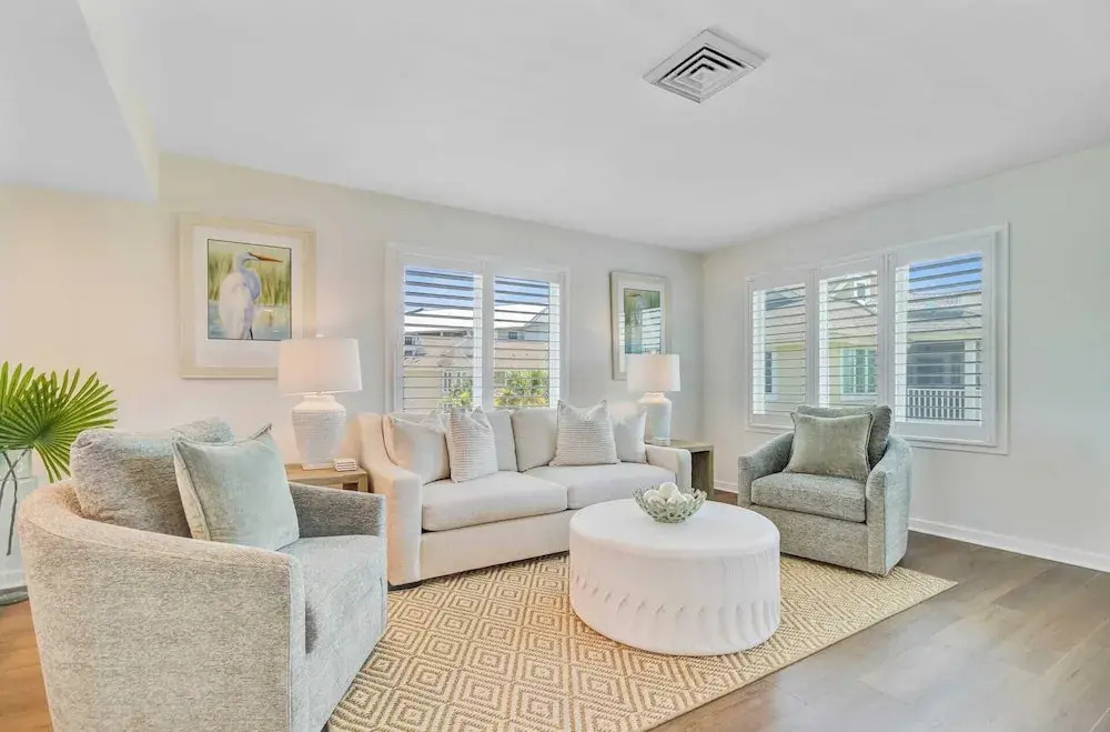 Oceanview Condo + Pool, Balcony & Beach Access 304 D Port O Call by Avantstay