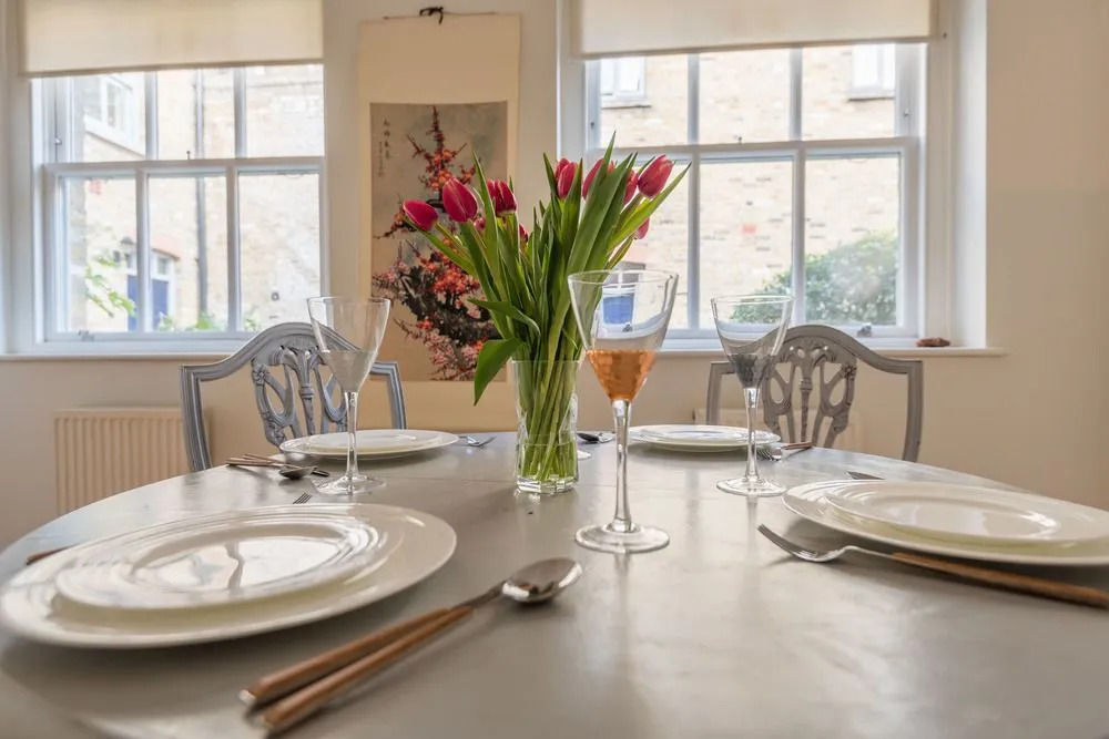Modern mews home in Kings Cross