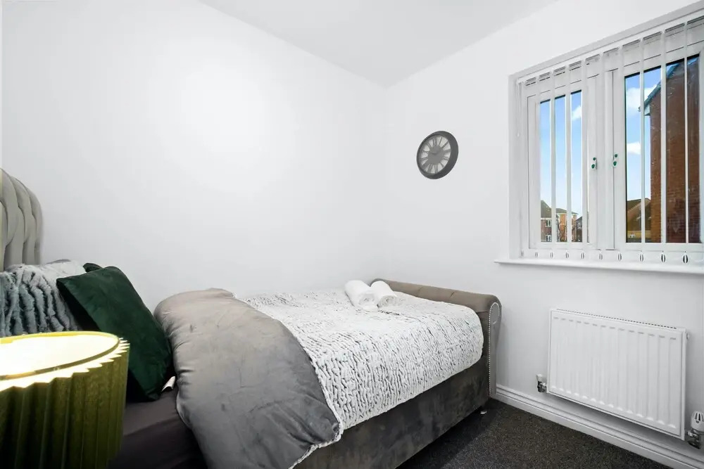 House - Sleeps 6, Garden & Free Parking