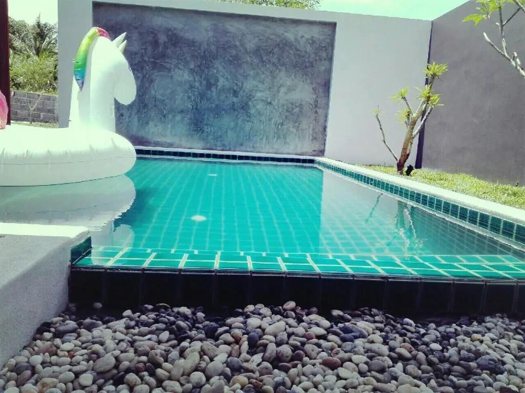 Rocking Chair Pool Villa
