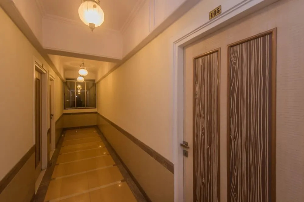OYO 10652 Hotel Kushala Green