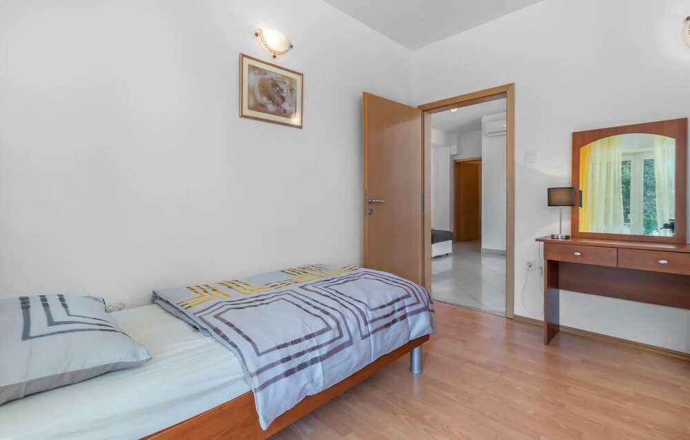 Awesome Home in Jadranovo With Wifi and 3 Bedrooms