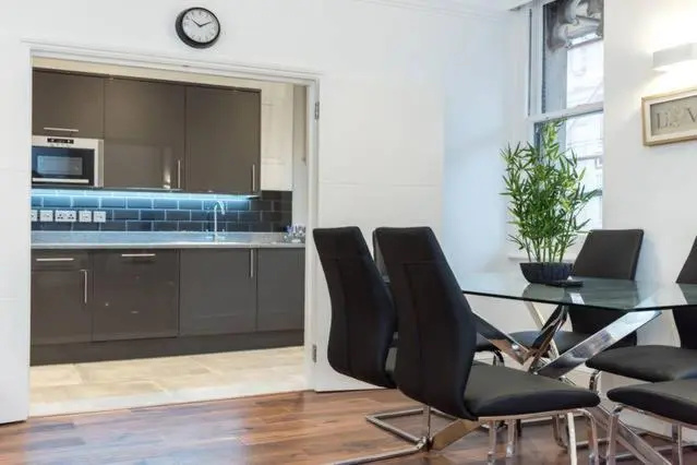 Fleet Street Apartment 2
