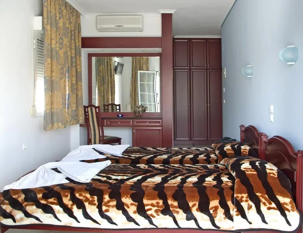 Hotel Chronis