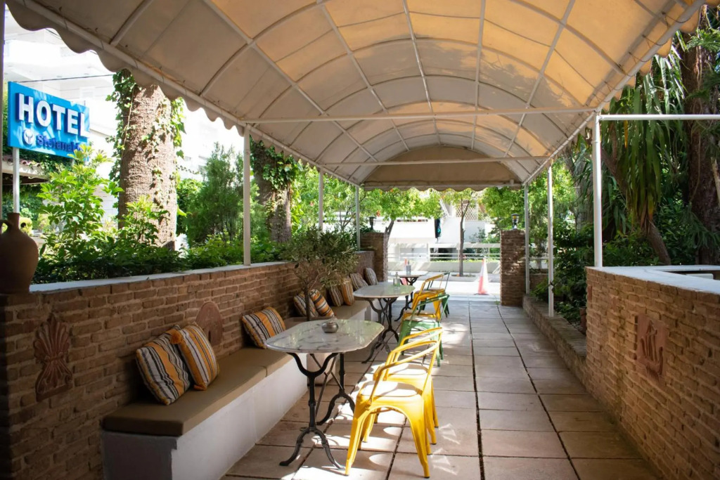 Stefanakis Hotel & Apartments