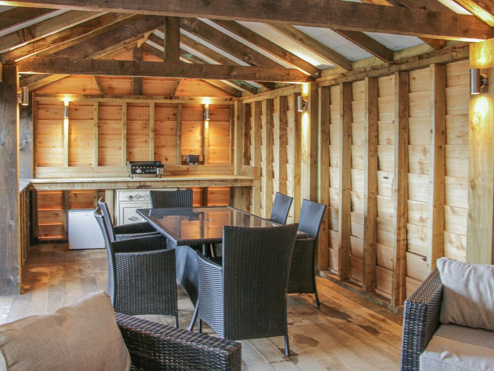 Hillside Lodge