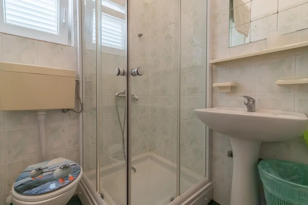 Apartment for 4 Guests Near the Beach in Biograd, Lovely Garden Modern Furnished