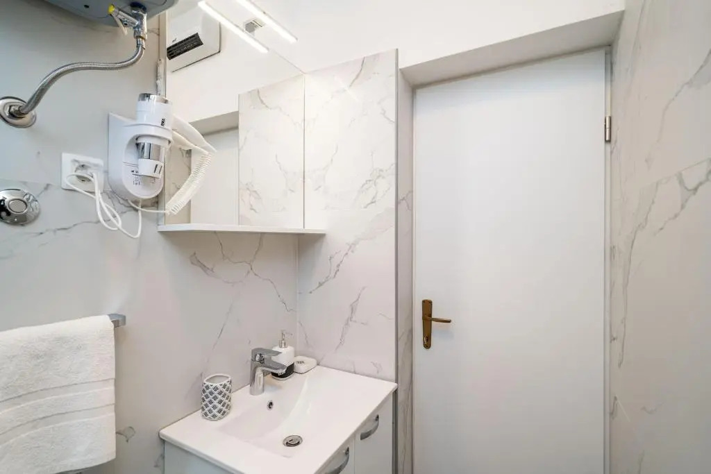 Apartman Debos