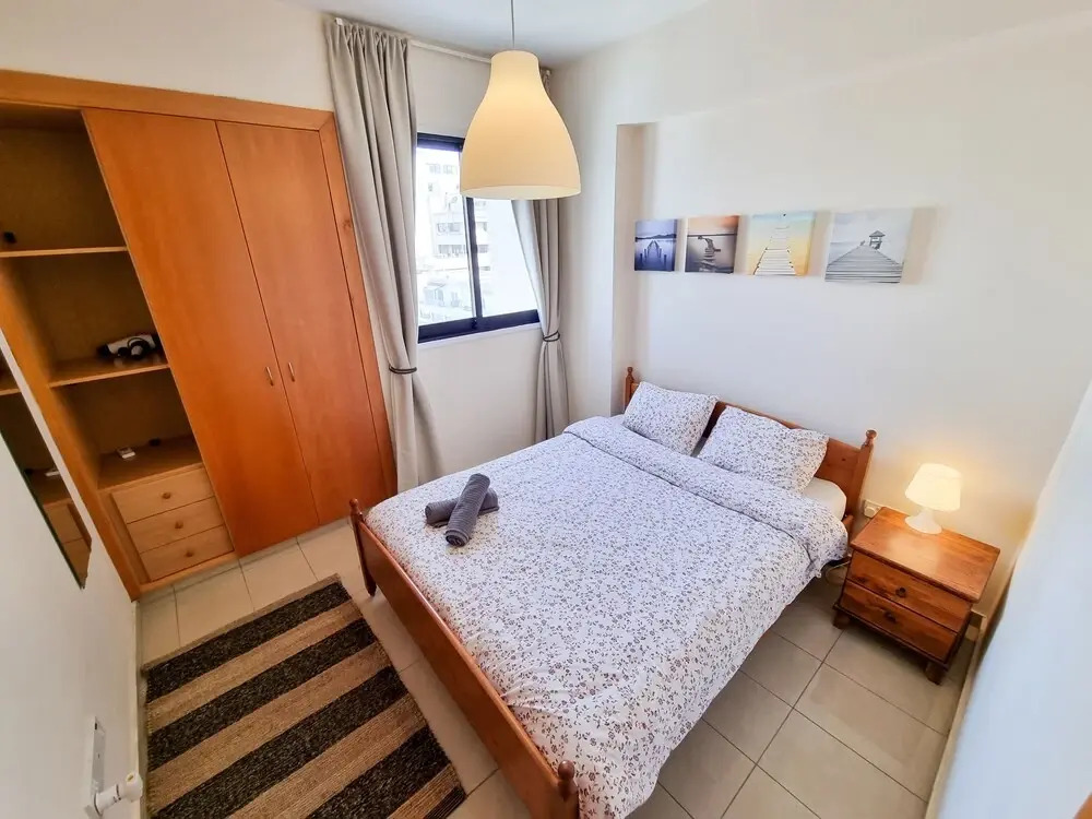 Sunset Springs Apartment