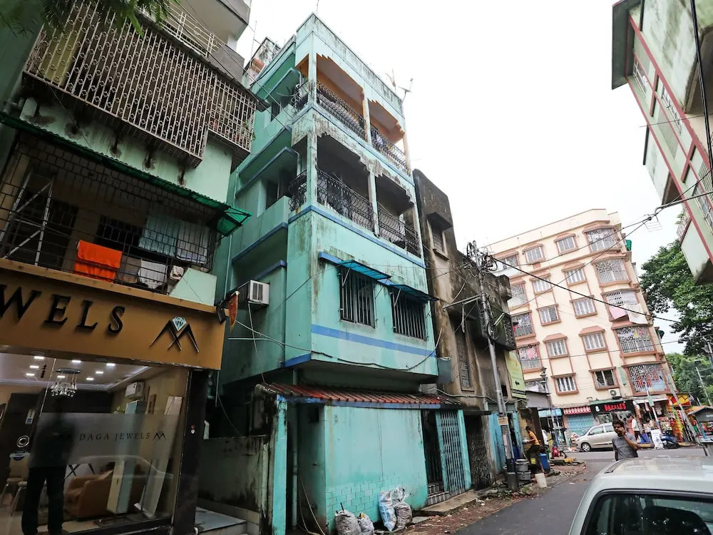 OYO 16600 Ken Guest House 2