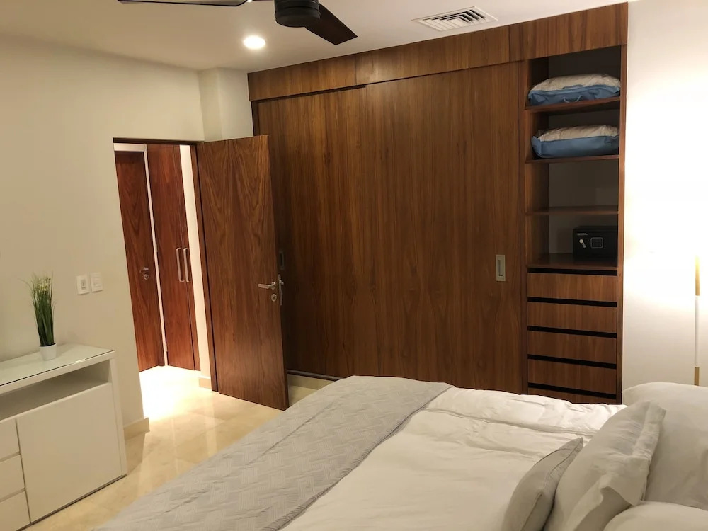 Terrazas Apartments near 5th ave & beach by select