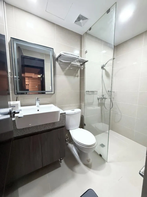 Executive Suites 4 Bedroom Condo Uptown Parksuites Bgc