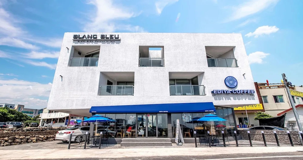 Blanc Bleu Pension