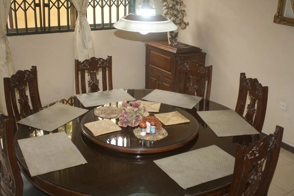 Elmeiz Place Guest House