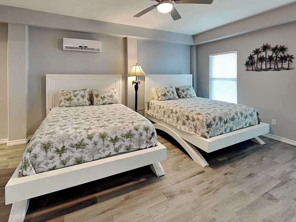 La Sirena by Silver Sands Vacation Rentals