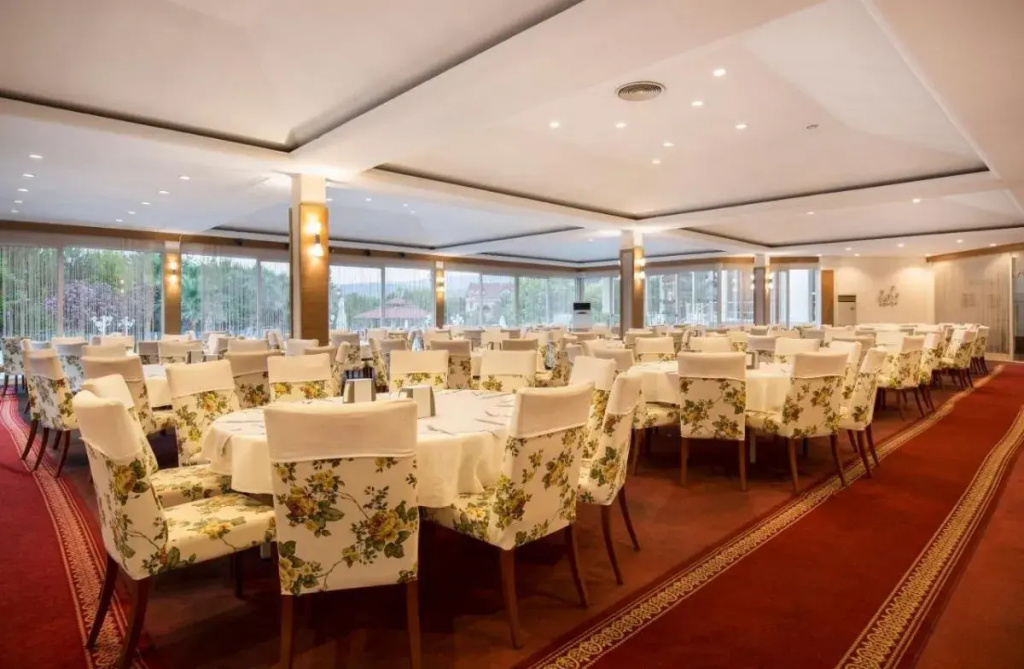 Lycus River Thermal Hotel