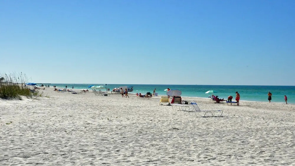 240 Bradenton Beach Club