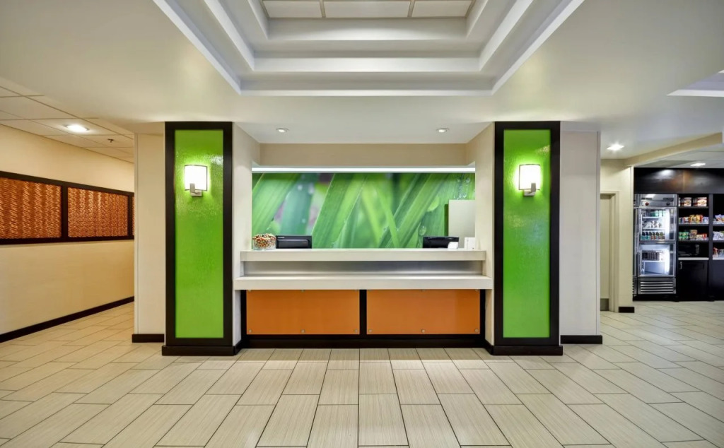 SpringHill Suites Houston Hobby Airport