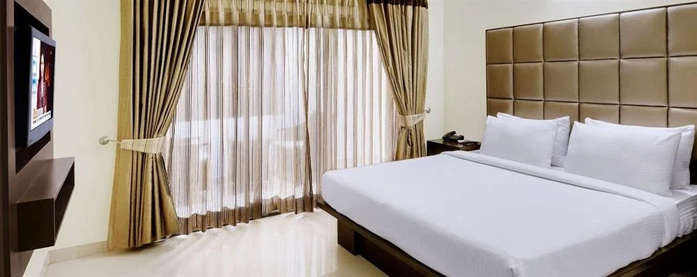 The Golden Suites & Spa