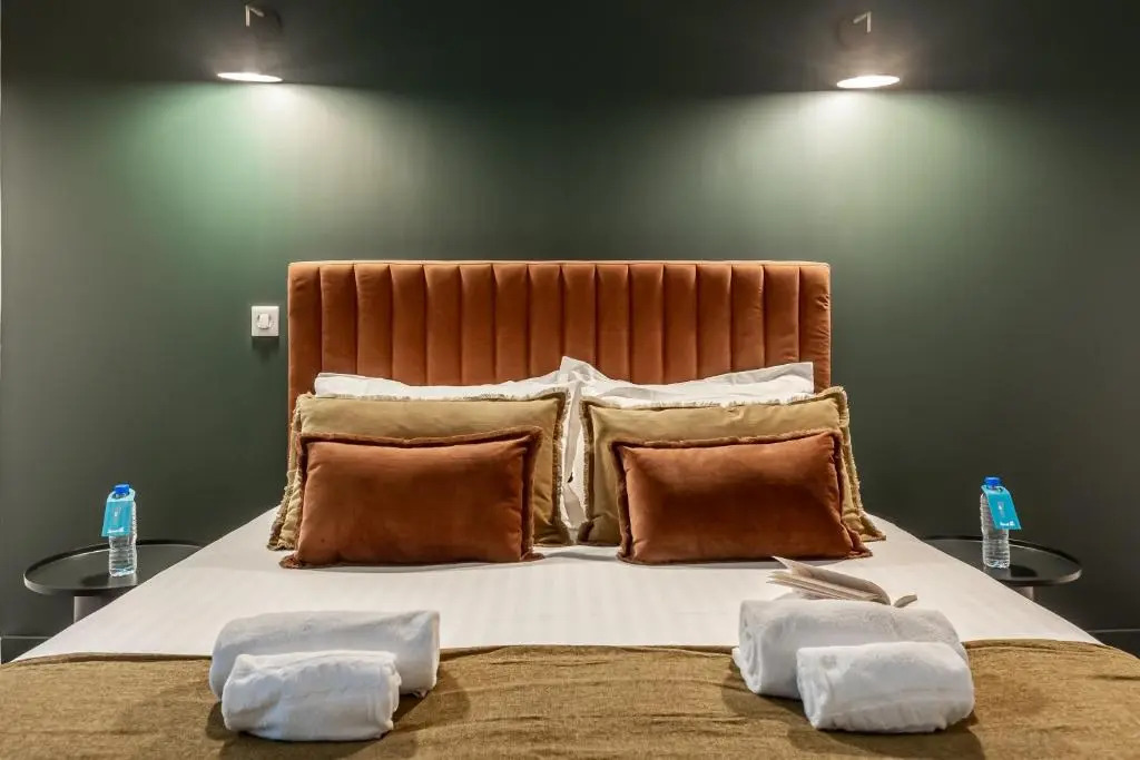 Sweet Inn - Champs Elysees - Troyon