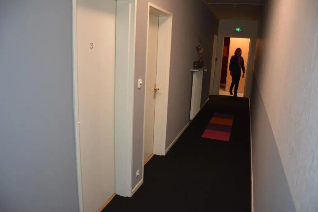 Logis Hôtel du Centre - Halte idéale en cyclotourisme avec garage à vélos clos