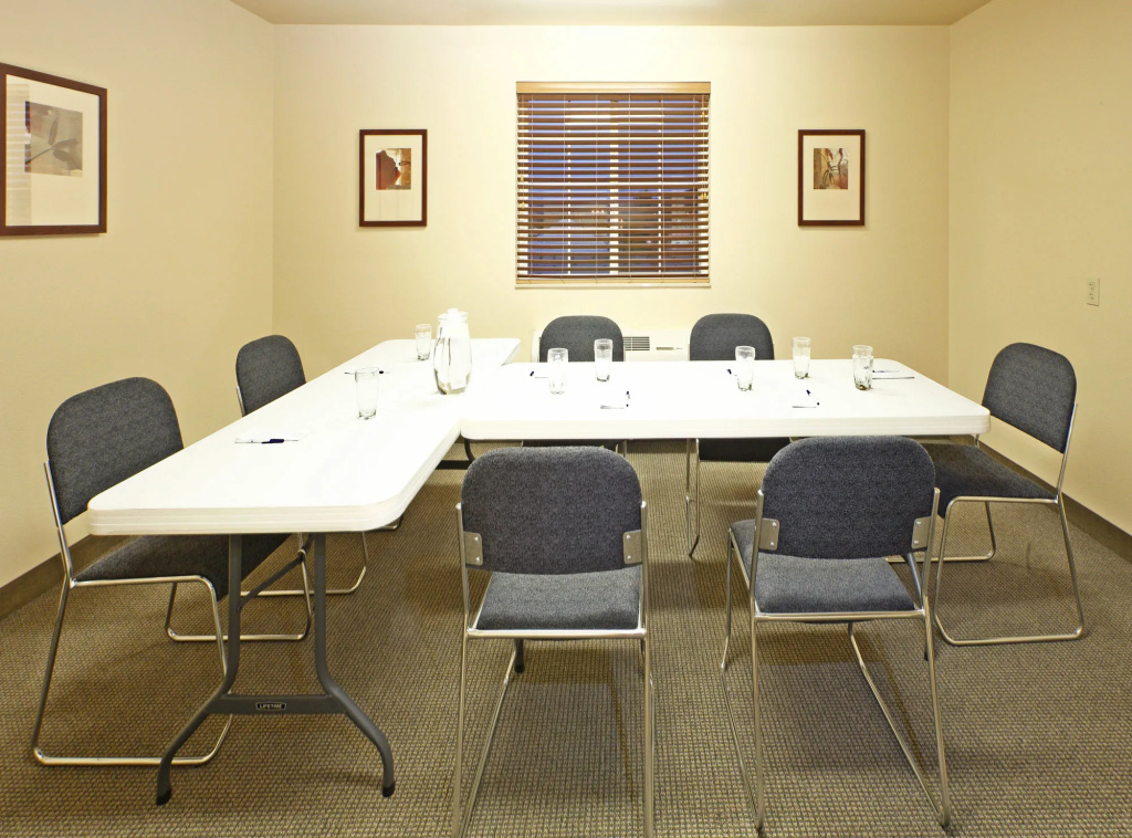 Candlewood Suites Fayetteville – University of Arkansas by IHG