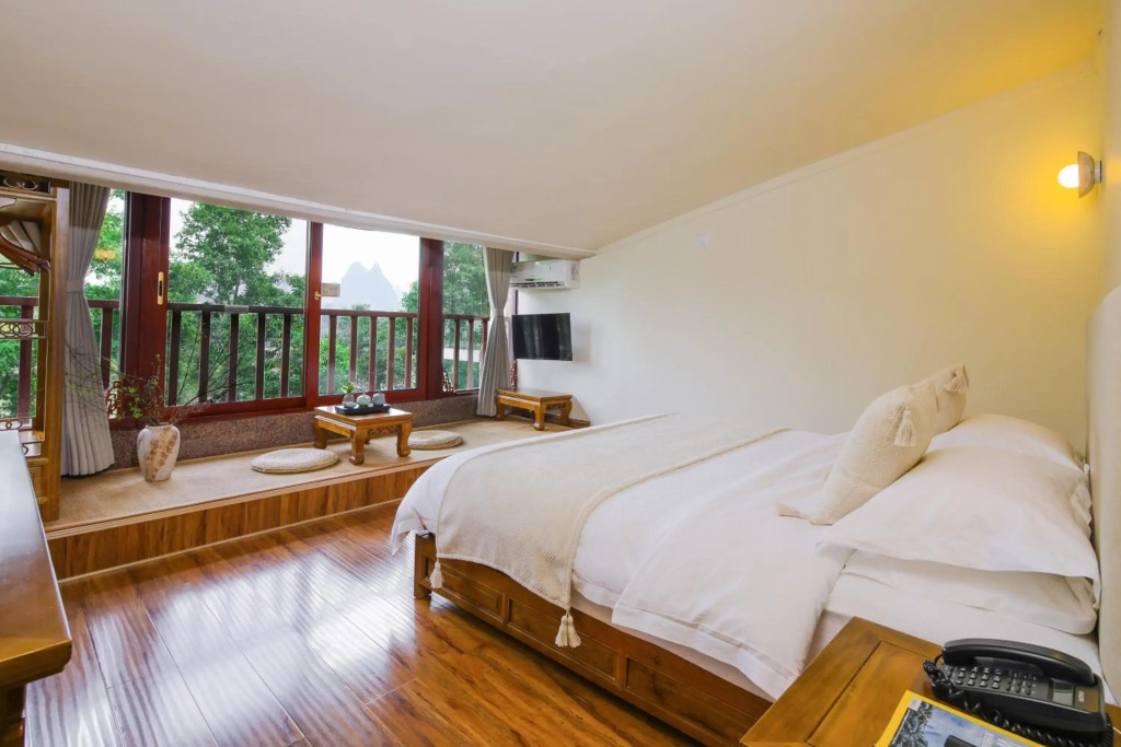 Yangshuo River View Hotel