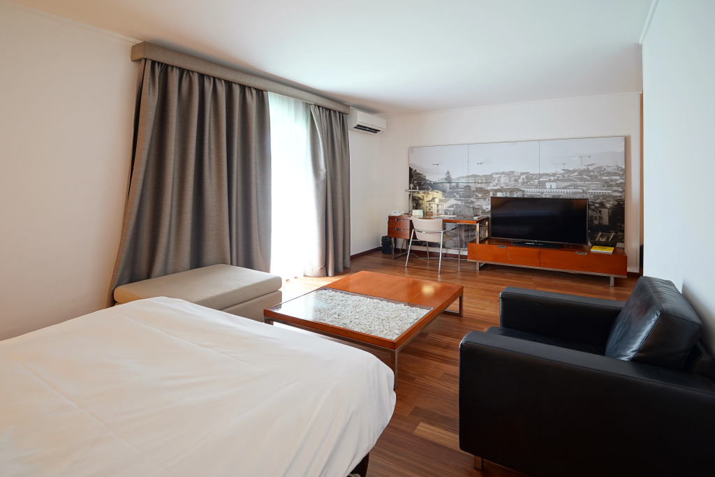 Legendary Lisboa Suites