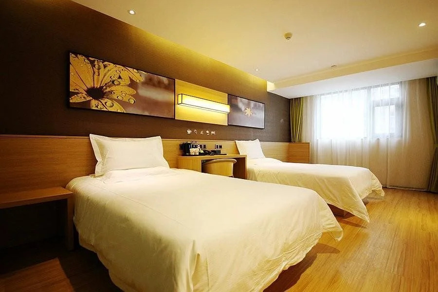 IU Hotels·Lanzhou Dongfanghong Square Gaolan Road