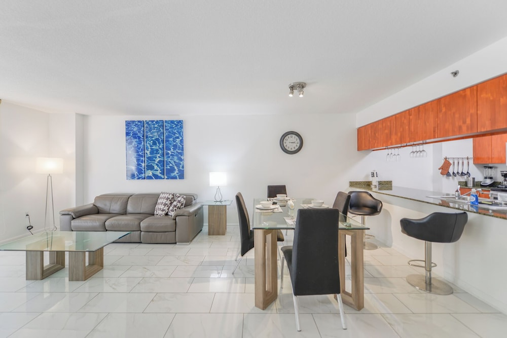 Brickell Bay 2308
