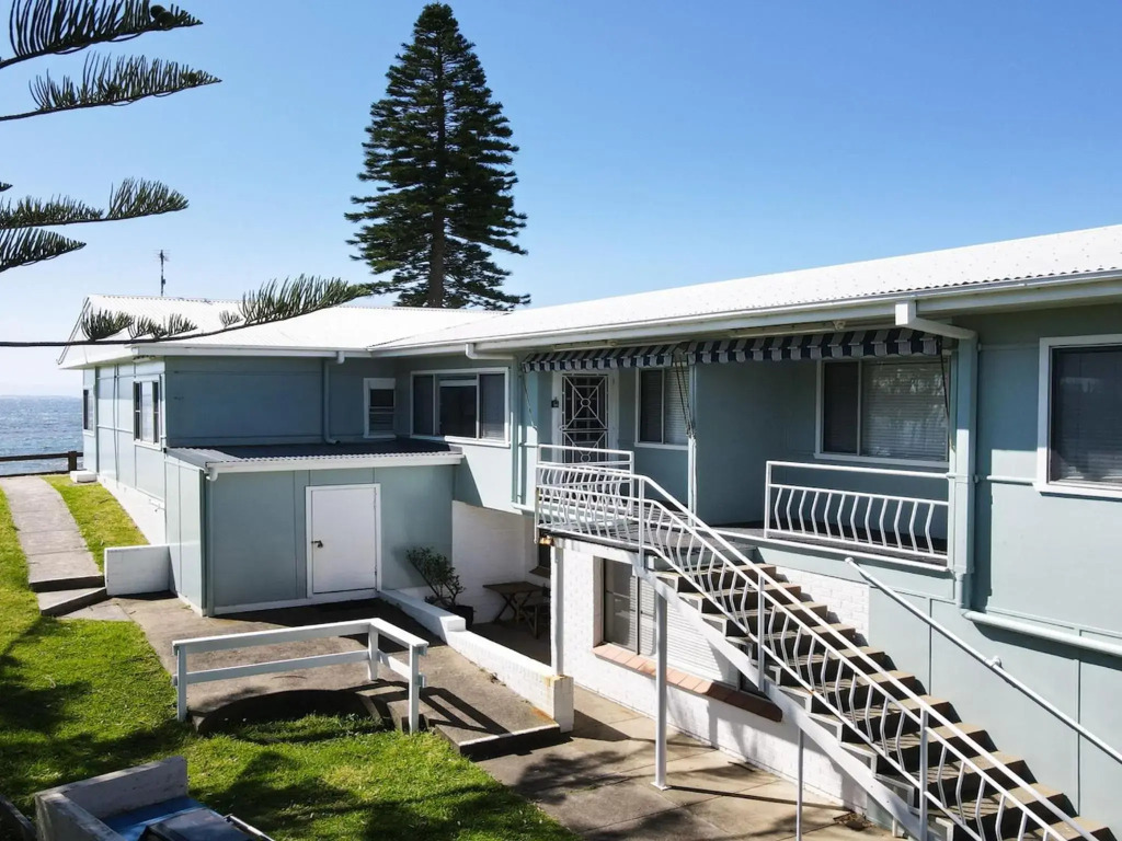Ocean Blue Apartment Five