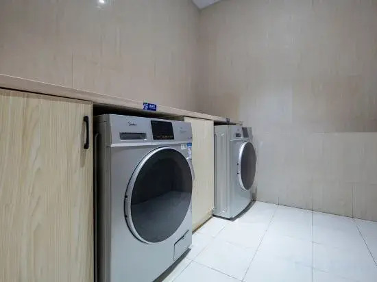 Yeste Hotel (Beihai Hepu High-speed Railway Station)