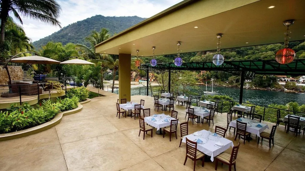 Villa Armonia Luxury Suites